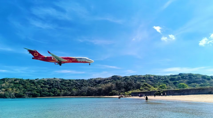 C909飞机开启越南商业运营